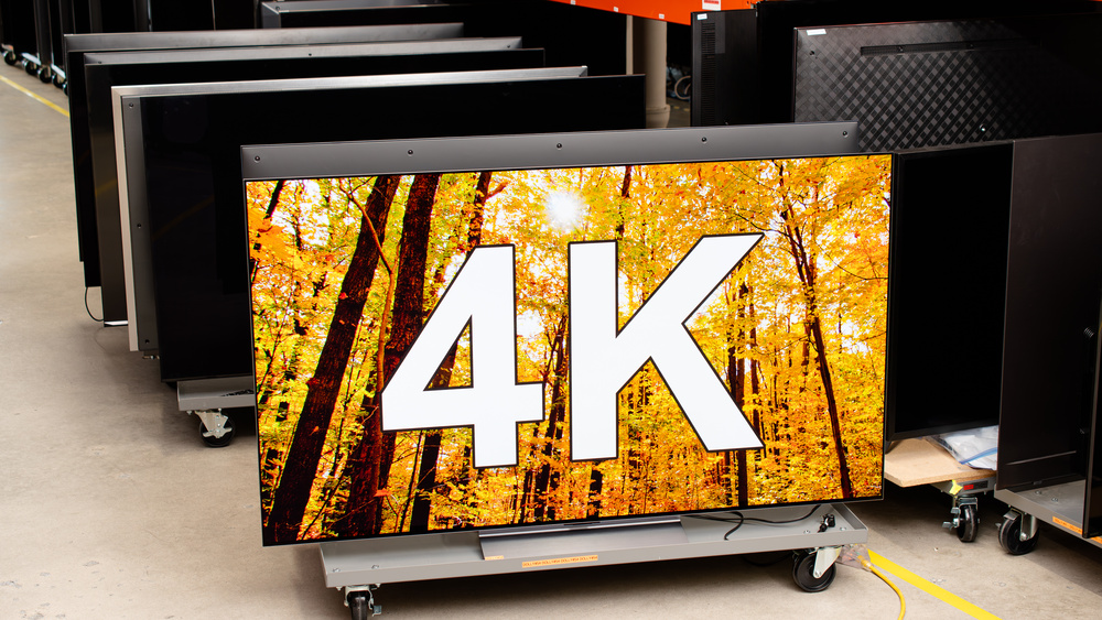 ZO35-G25DA74 TV Review: Smart 4K Quality at a Budget